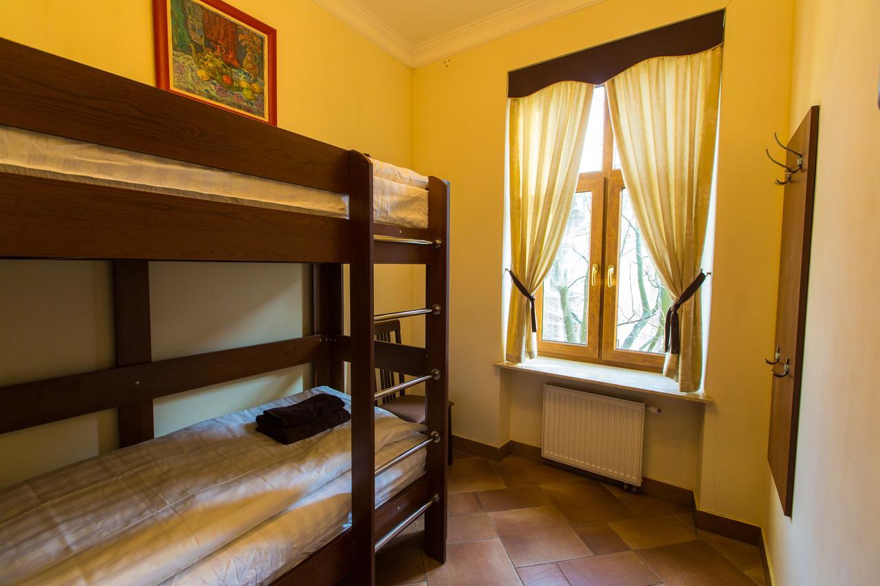 10 Rooms Lviv Dış mekan fotoğraf