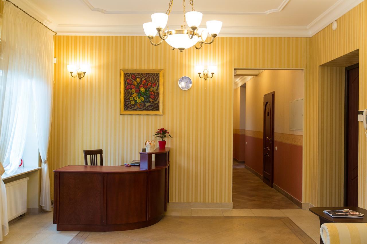 10 Rooms Lviv Dış mekan fotoğraf