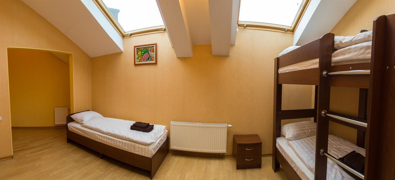 10 Rooms Lviv Dış mekan fotoğraf
